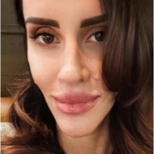 Meet your Posher, Angela